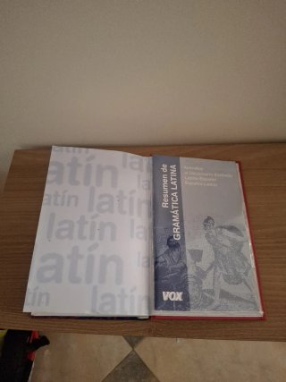 Diccionario Ilustrado Latín. Latino-Español/ Es...