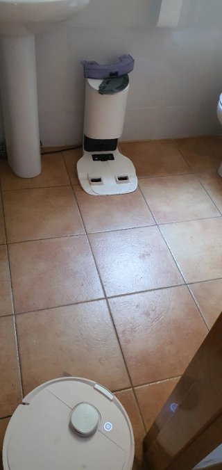 Robot Aspirador DEEBOT
