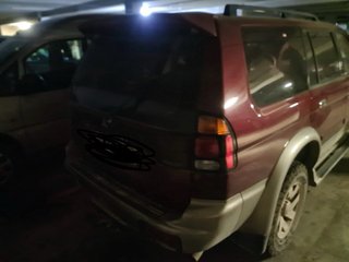 Mitsubishi Montero 2000