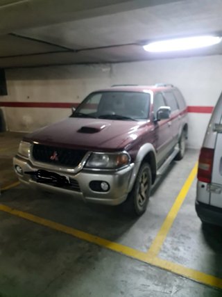 Mitsubishi Montero 2000