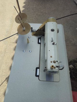 Máquina de coser Kingtex KL-555ON