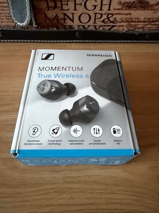 Sennheiser Momentum 4 True Wireless Negro