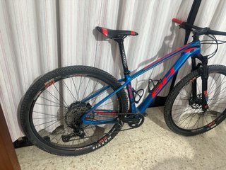 Bicicleta BH Ultimate 29 Carbono 2019