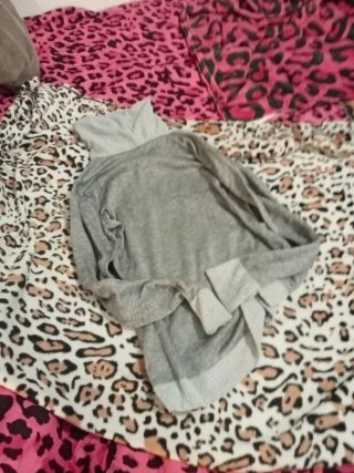 Camiseta de invierno gris