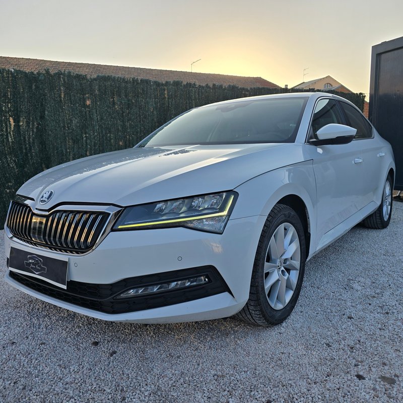 Škoda Superb 2.0 TDI Ambition (2020-) 2023, foto 3