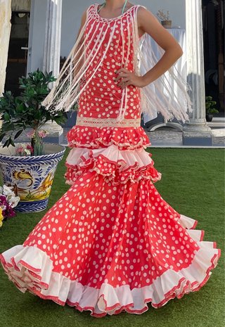 Traje de Flamenca Coral con Flecos T 34