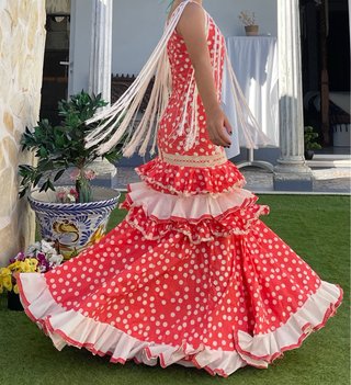 Traje de Flamenca Coral con Flecos T 34