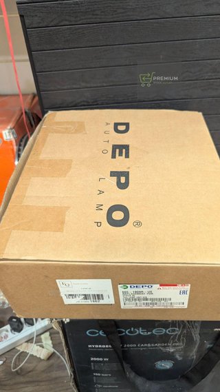 Faro trasero DEPO 665-1909R-UE