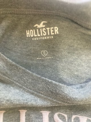 Camiseta Hollister Gris Talla S. Como nueva.