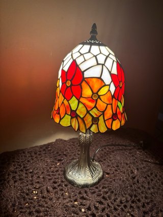 Lámpara estilo Tiffany Flores Vidrio Metal