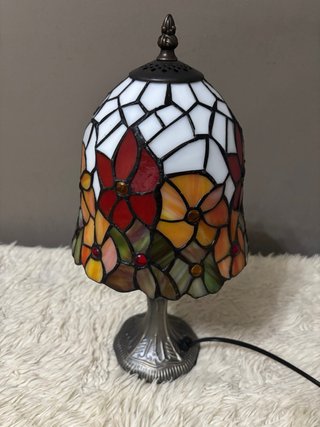 Lámpara estilo Tiffany Flores Vidrio Metal