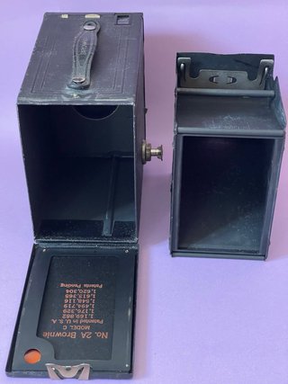 Fotocamera Kodak Brownie n. 2A modello C