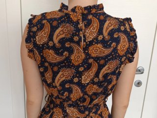 Vestito leggero fantasia paisley