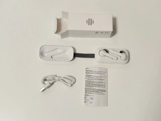 Auriculares TWS con base cargador inalámbrica