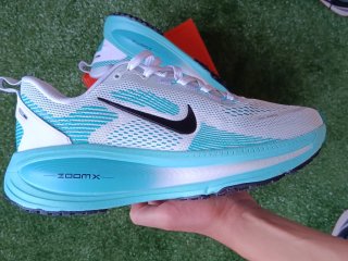 Zapatillas Nike Vomero 18 Talla 44 Turquesa
