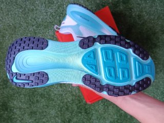 Zapatillas Nike Vomero 18 Talla 44 Turquesa