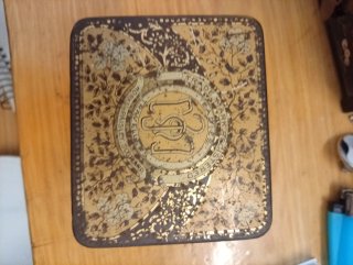 Caja de hojalata vintage Eadie Bros.