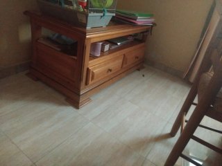Muebles de salón: Sofá, mesa, sillas