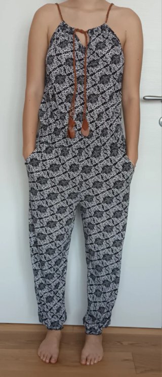 Tuta jumpsuit fantasia bianco e nero
