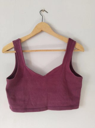 Top corto morado