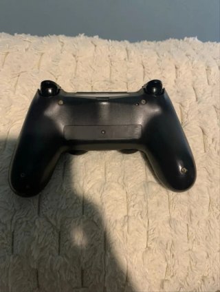PS4 Negra