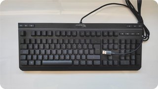 Teclado Gaming - HyperX Alloy Core RGB