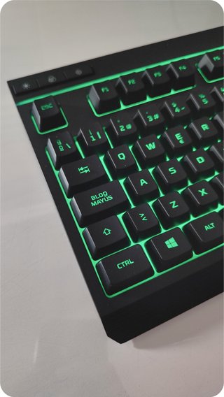 Teclado Gaming - HyperX Alloy Core RGB