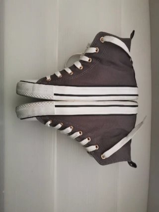 Vendo zapatillas botas lona T38 primark
