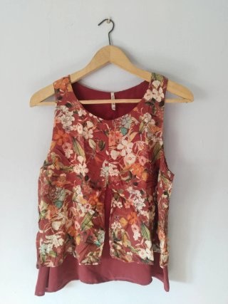 Blusa Stradivarius flores