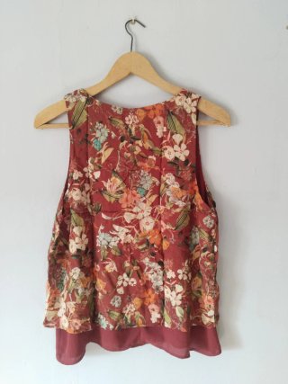 Blusa Stradivarius flores