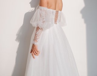 Vestido de Novia Rosa Clará modelo ESLA, 2025