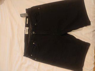 Pantalón vaquero corto negro Pull&Bear