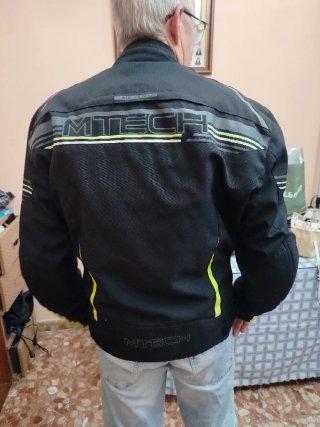 Chaqueta Mtech Hombre Negra