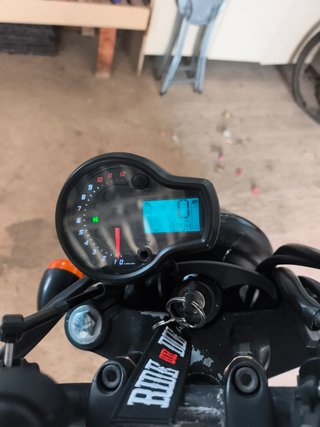 Hyosung Aquila 125 Negra