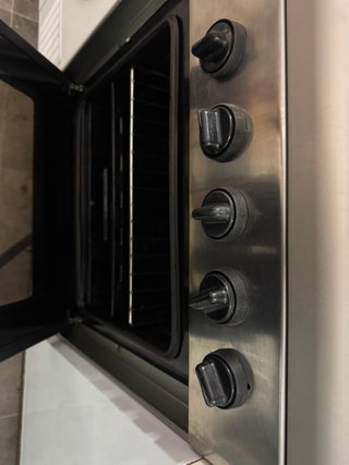 Cocina de gas con horno 3 fuegos segunda mano