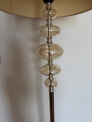 Lámpara de pie elegante
