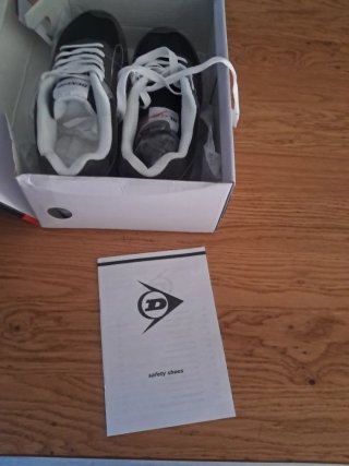 Zapatillas Dunlop Grises y Blancas