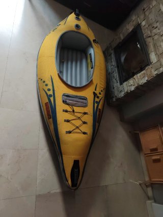 Kayak gonfiabile