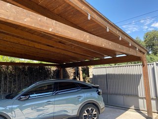Porche/cenador de madera y metal