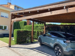 Porche/cenador de madera y metal