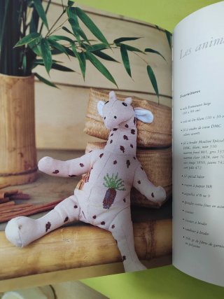 Libro Peluches Brodees