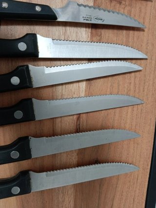 Lote 9 Cuchillos de Mesa