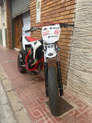 BETA RR 50 SPORT 2023 Roja y Blanca