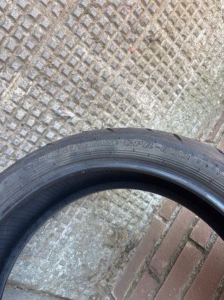 Neumático Dunlop Sportmax GPR 300