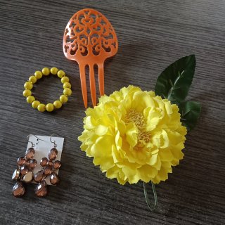 Para flamenca; pulsera+flor+ peine+pendientes