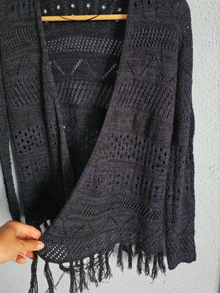 Chaqueta de punto con flecos azul marino talla S