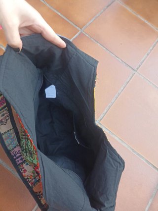 Bolso tipo tote con espejos