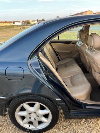 Mercedes-Benz Clase C 320 V6 218cv Nacional