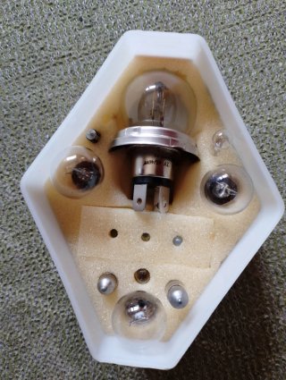 Juego Recambio Luces Renault 4