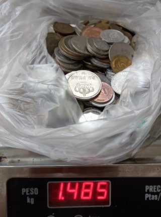 1.485 kg Monedas Españolas y Extranjeras